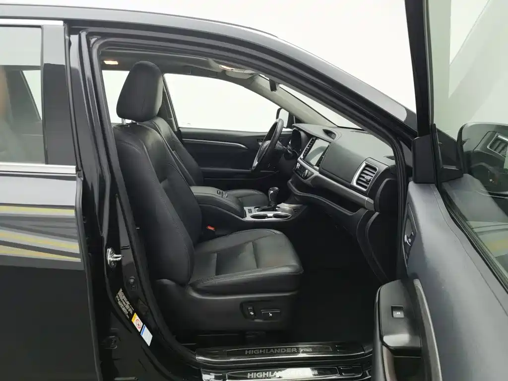 Toyota Highlander — миниатюра 23