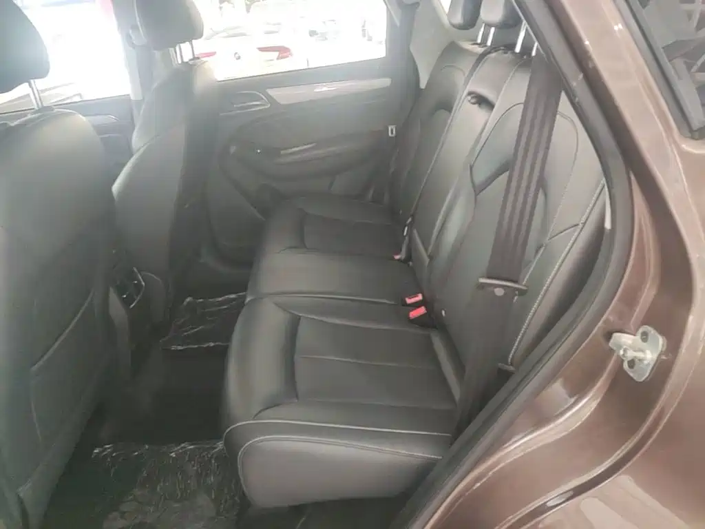 Roewe RX5 — миниатюра 17