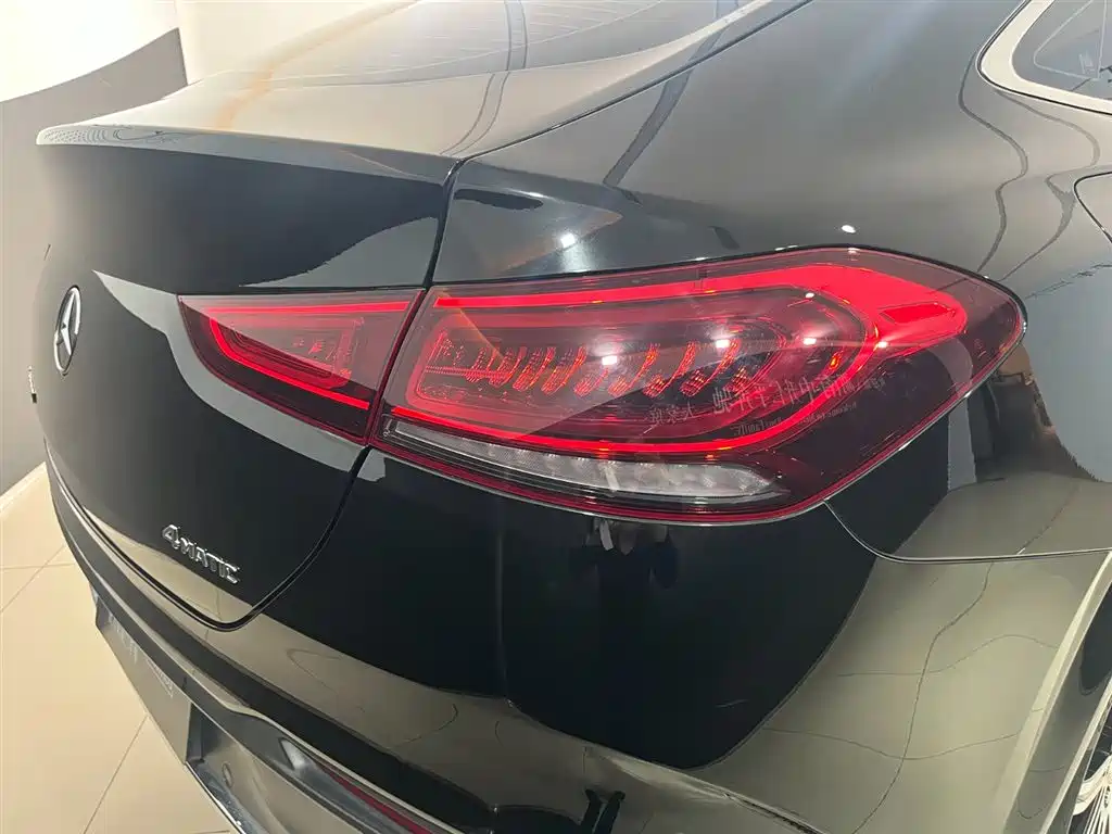 Mercedes-Benz GLE Coupe — миниатюра 9
