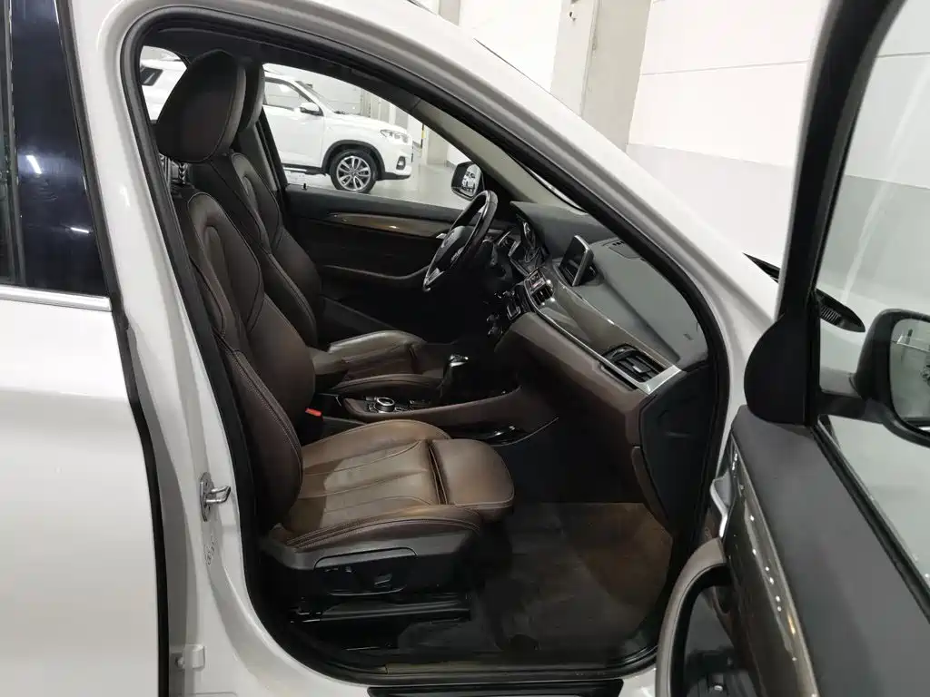 BMW X1 — миниатюра 23