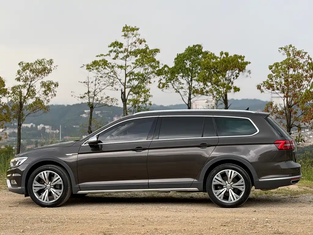 Volkswagen Viloran — миниатюра 9
