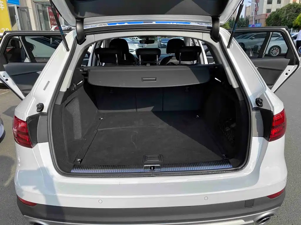 Audi A4 2017 45 TFSI allroad quattro Fashion