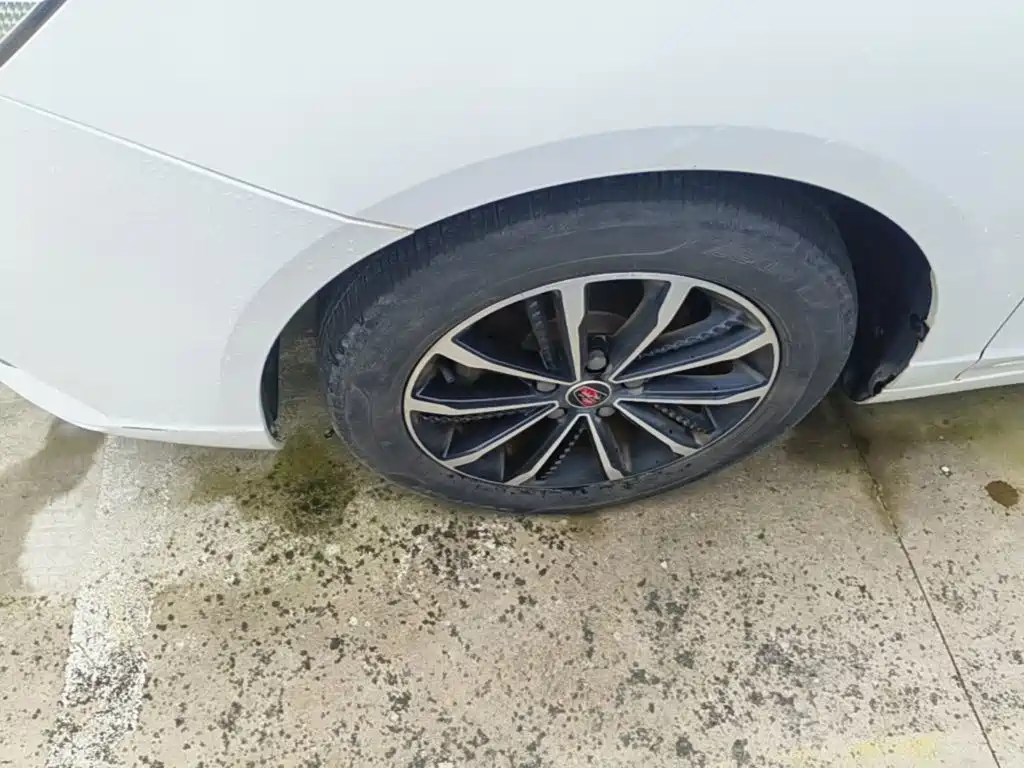Roewe i5 — миниатюра 23