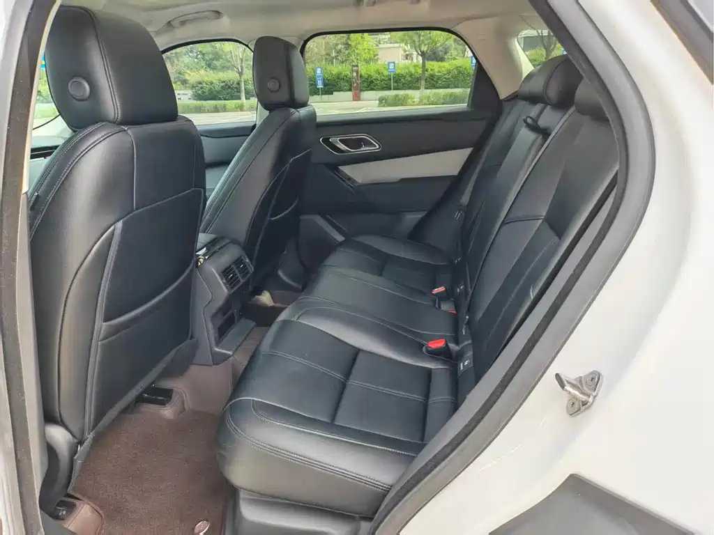 Land Rover Velar — миниатюра 6