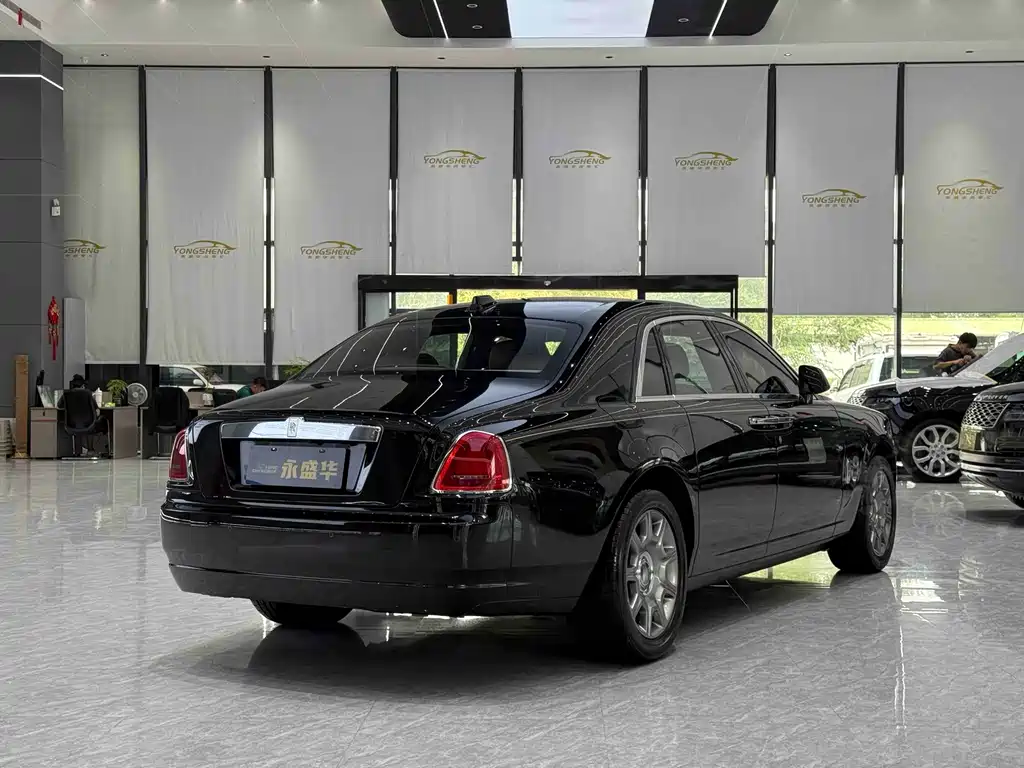 Rolls-Royce Ghost — миниатюра 4