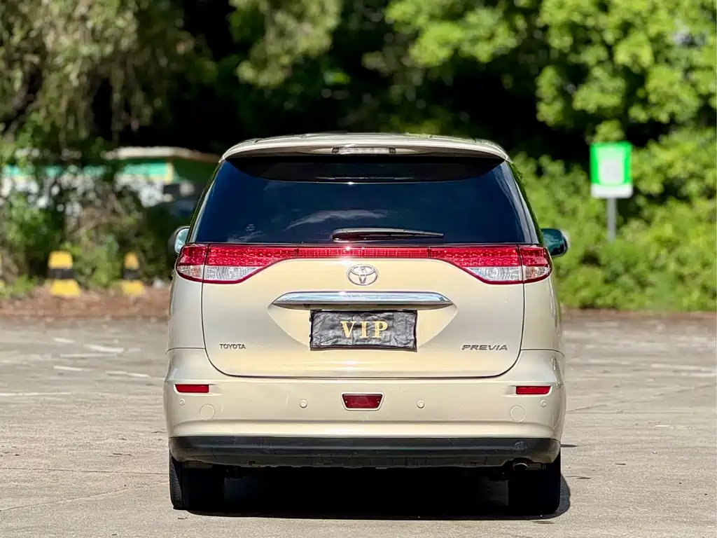 Toyota Previa — миниатюра 20