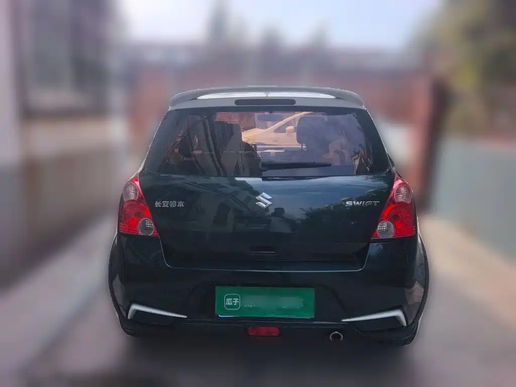 Suzuki Swift — миниатюра 3