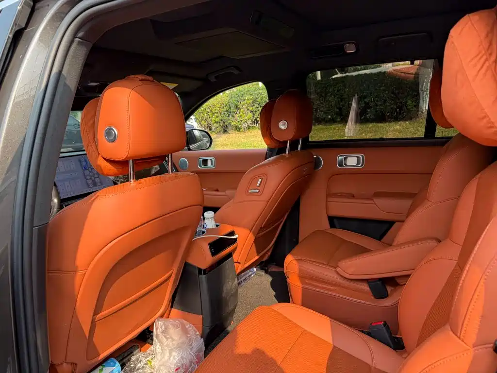 Li Auto Li L8 — миниатюра 11