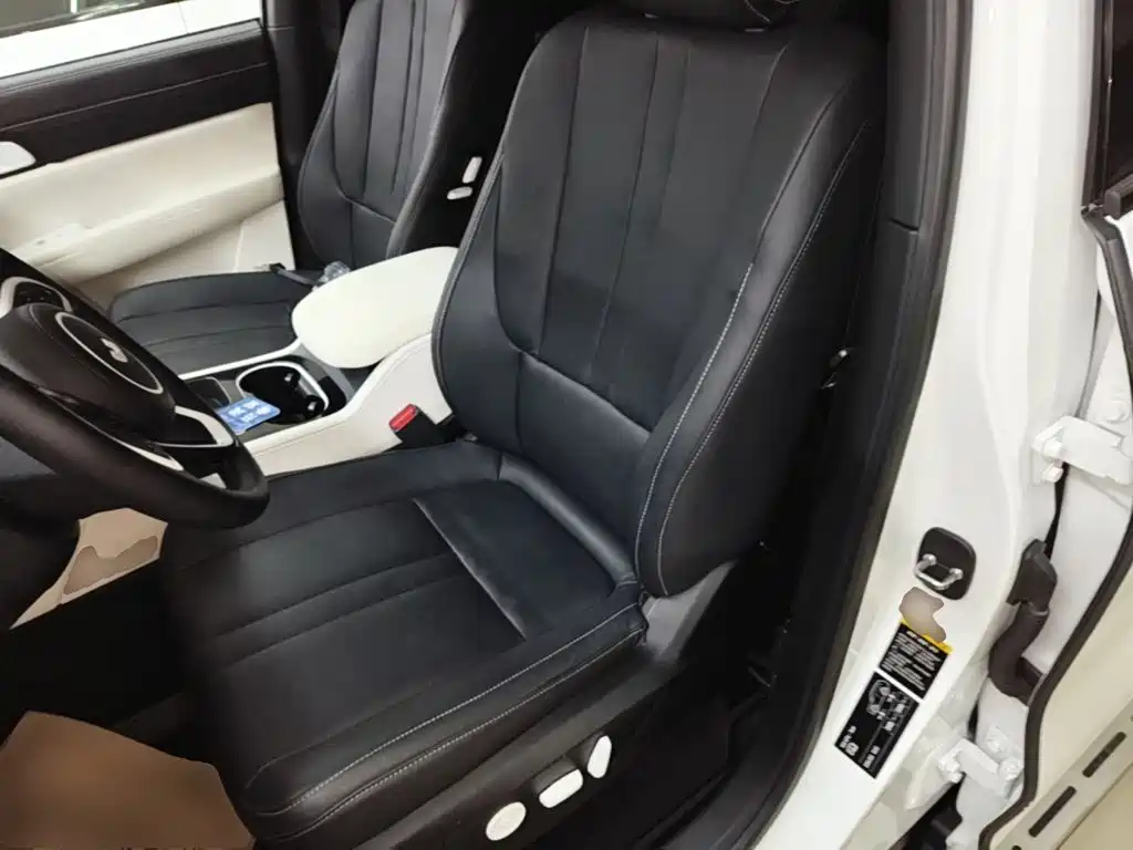 Li Auto Li ONE — миниатюра 15