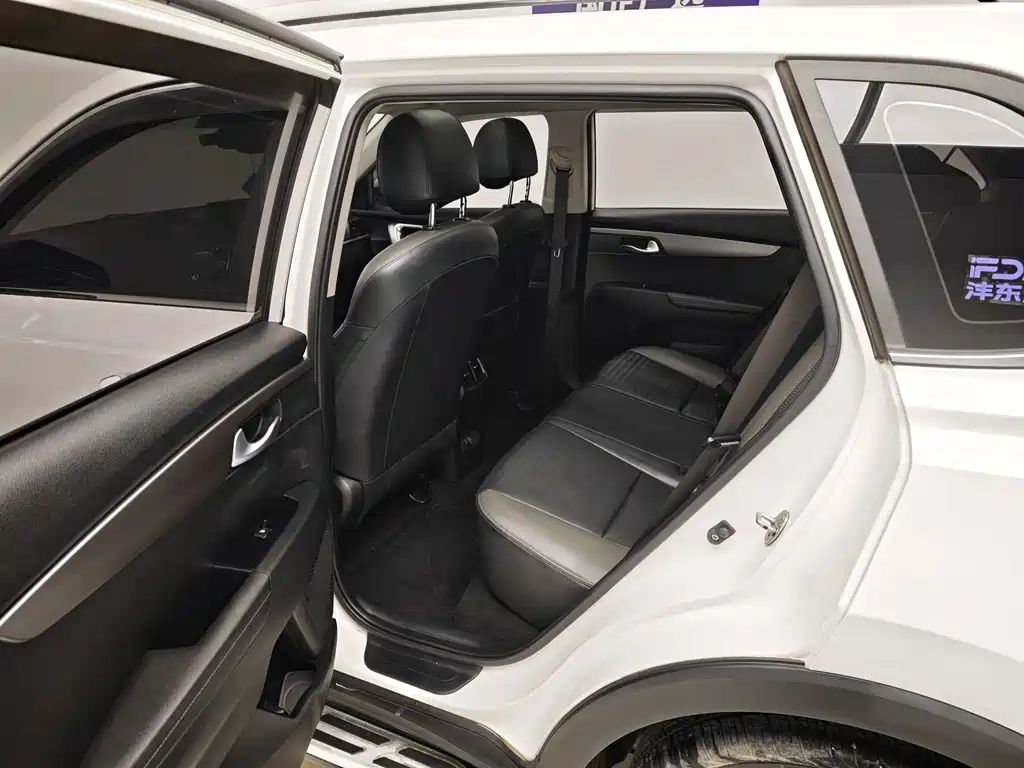 Kia Sportage — миниатюра 17