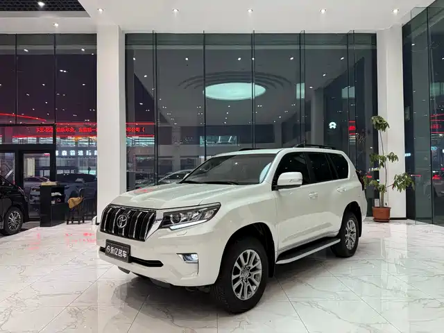 TOYOTA PRADO