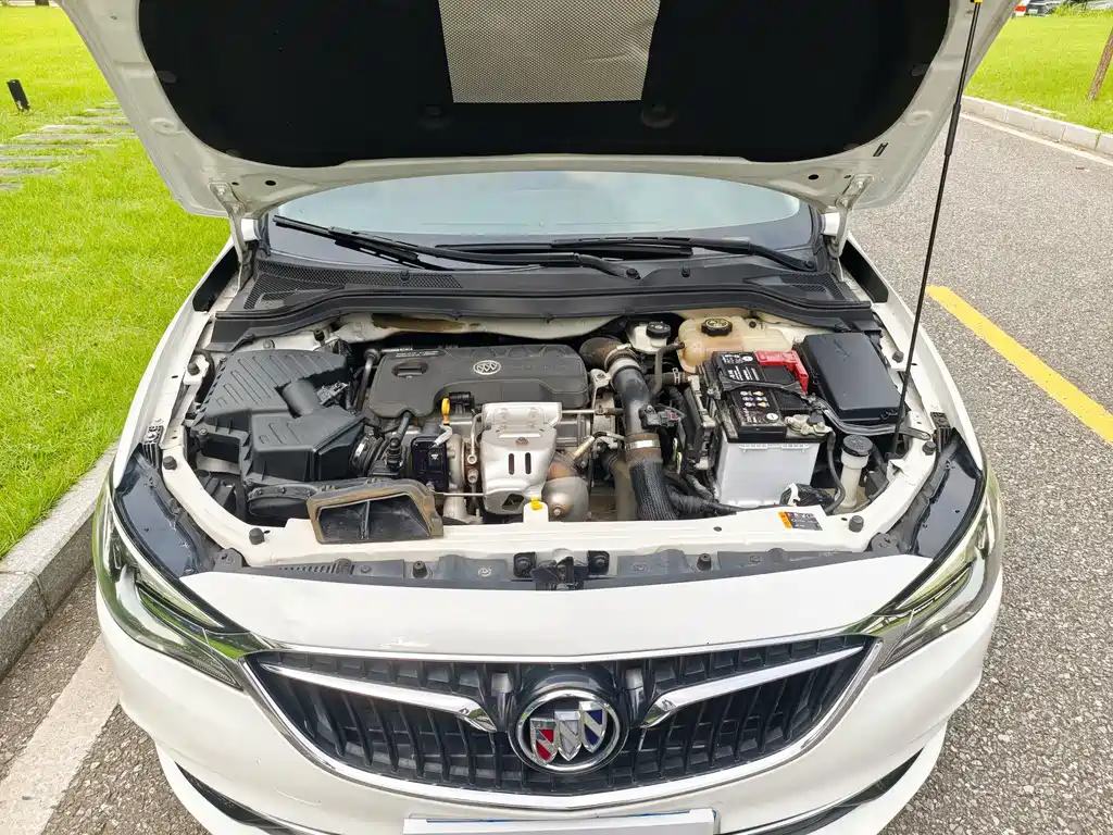 Buick Excelle — миниатюра 18
