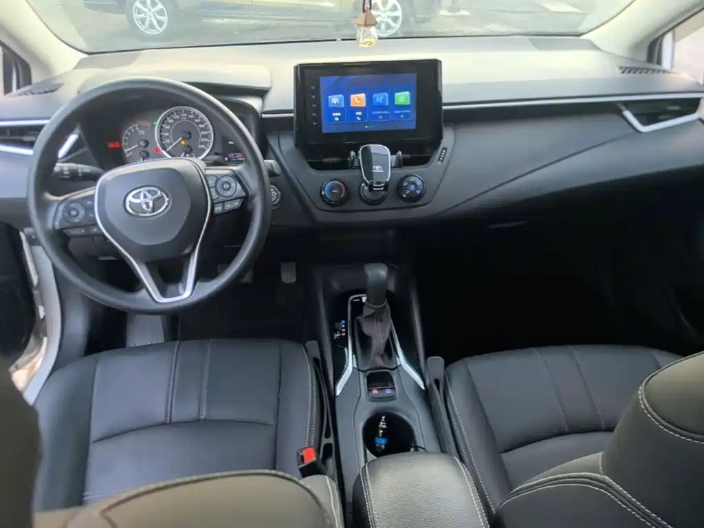 Toyota Corolla — миниатюра 10