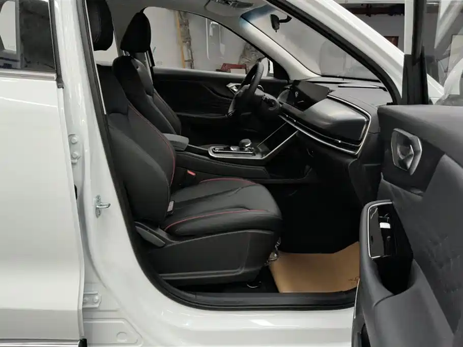 BAIC X7 2023 1.5TD DCT +