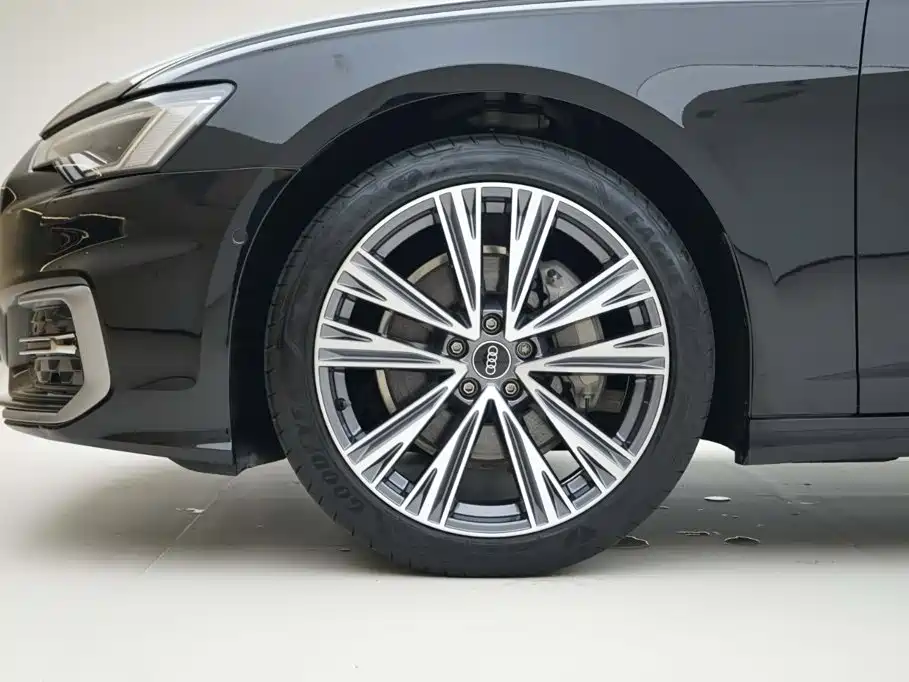 Audi A6L — миниатюра 15