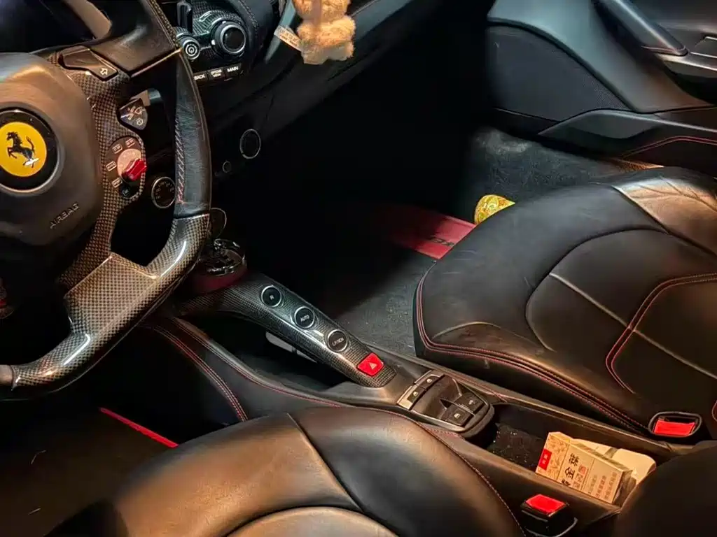 Ferrari 488 — миниатюра 7