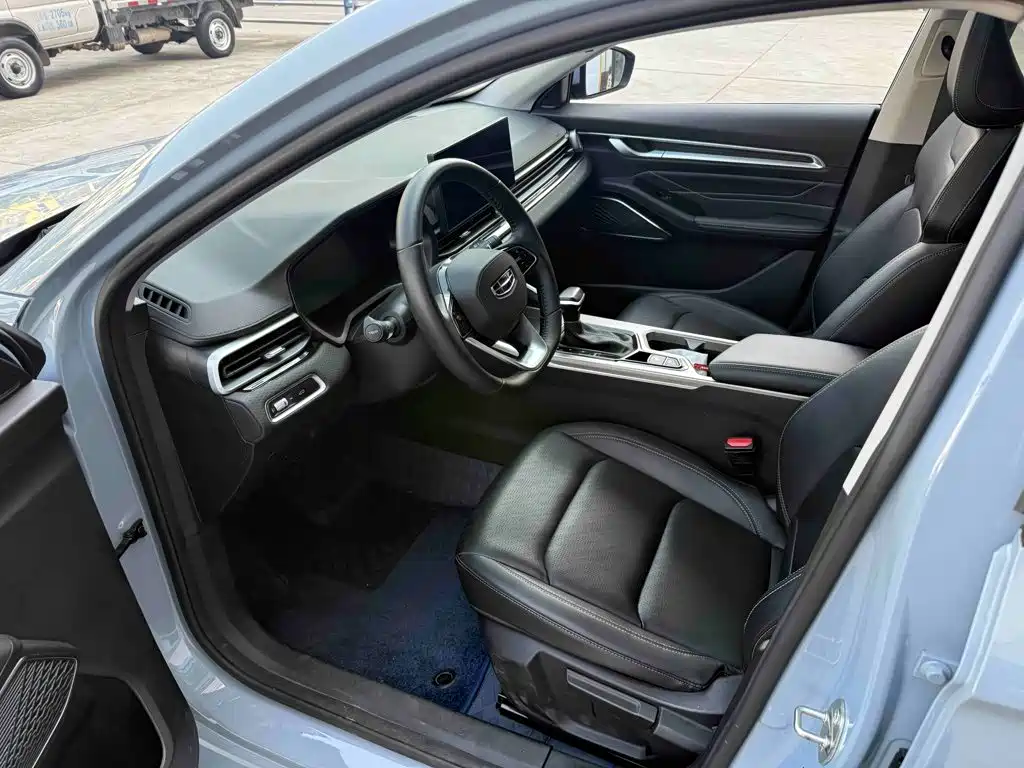 Geely Emgrand — миниатюра 8
