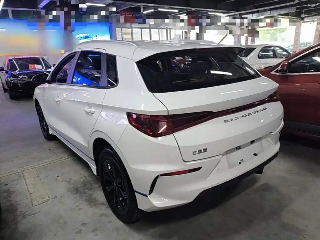 BYD e2 — миниатюра 5