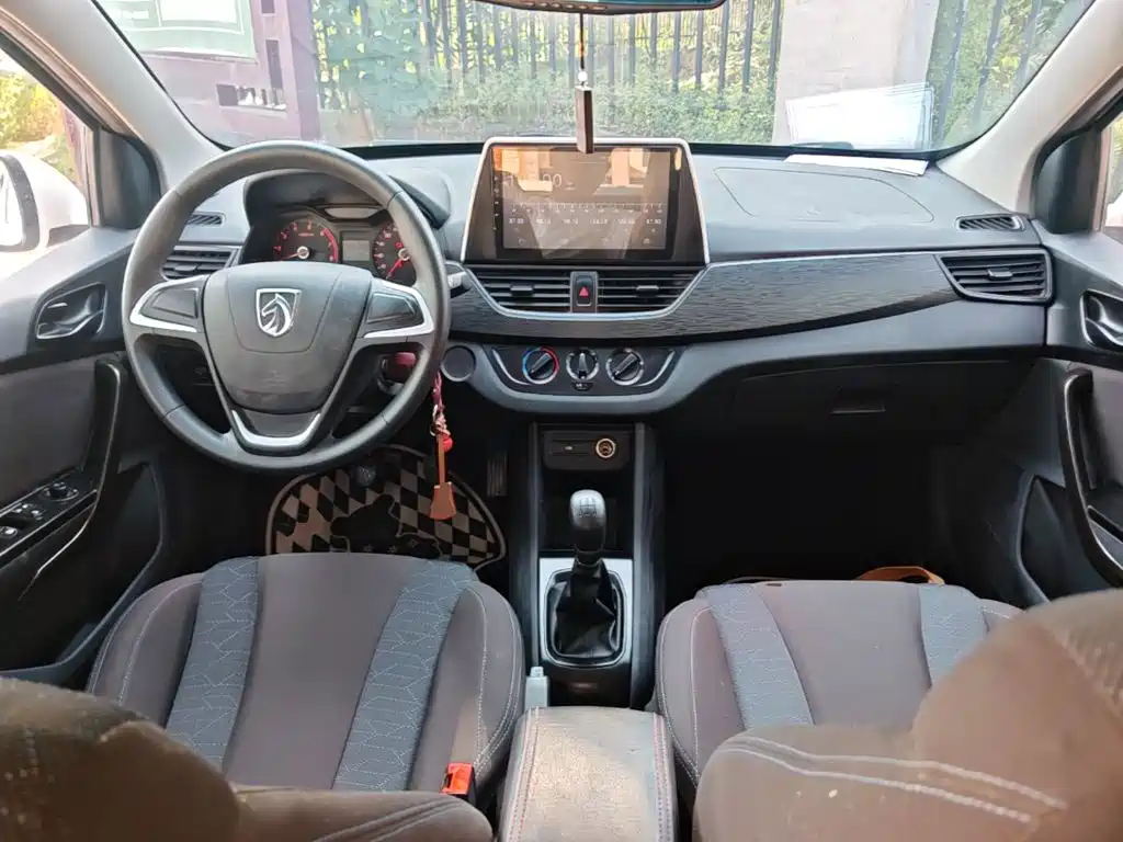 Baojun 310 — миниатюра 10