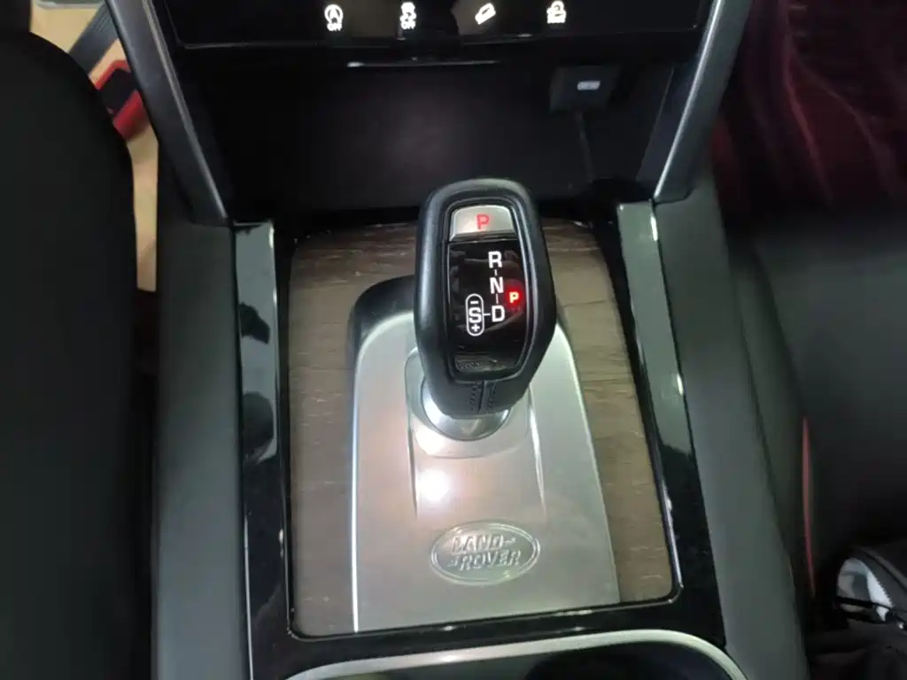 Land Rover Discovery Sport — миниатюра 14