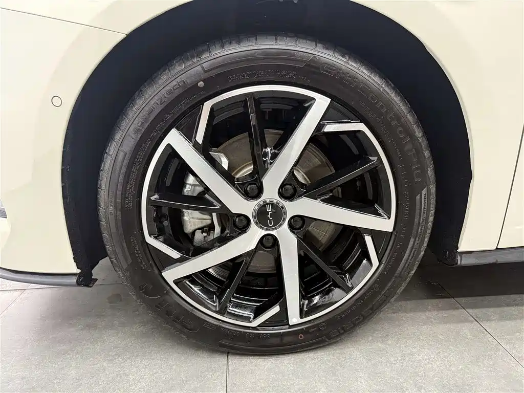 BYD Seal 07 DM-i — миниатюра 9
