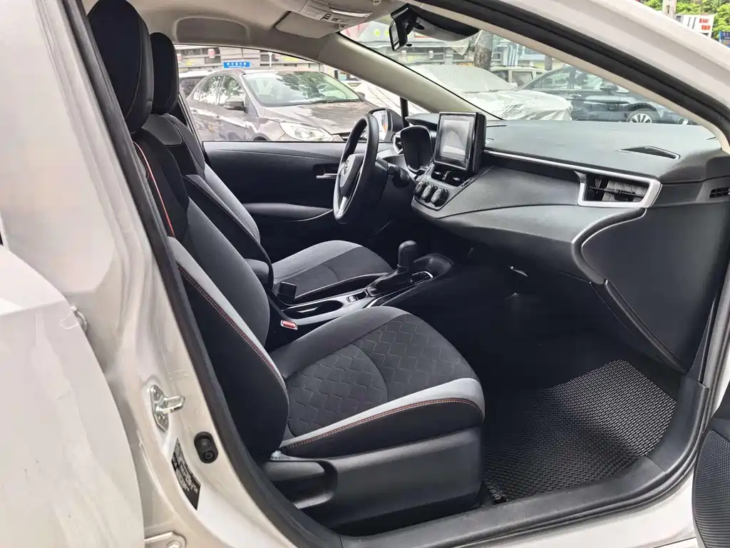 Toyota Corolla — миниатюра 8