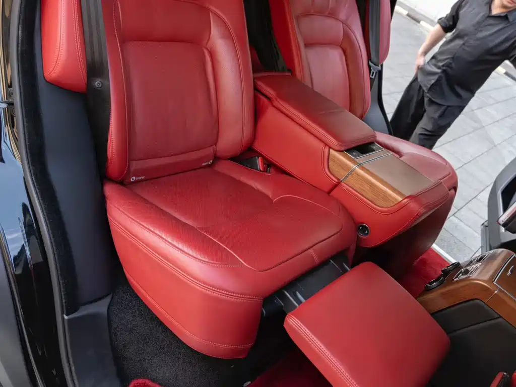 Land Rover Range Rover — миниатюра 6