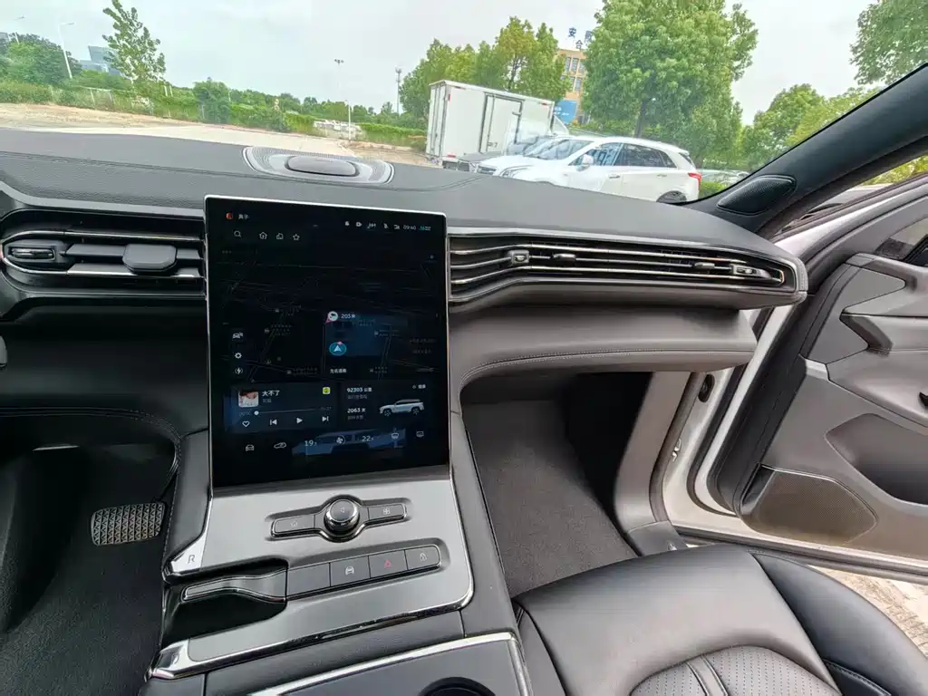 NIO ES6 — миниатюра 15
