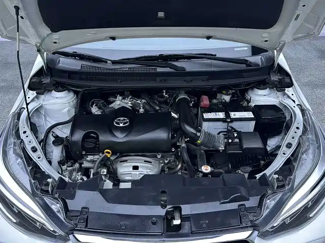 Toyota Yaris L — миниатюра 17