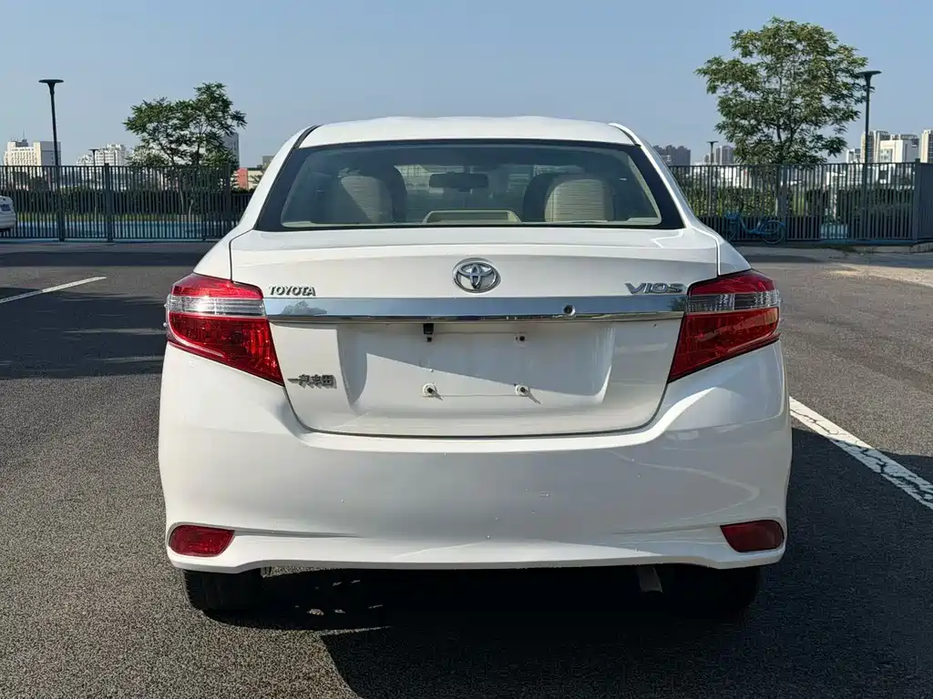 Toyota Vios — миниатюра 2