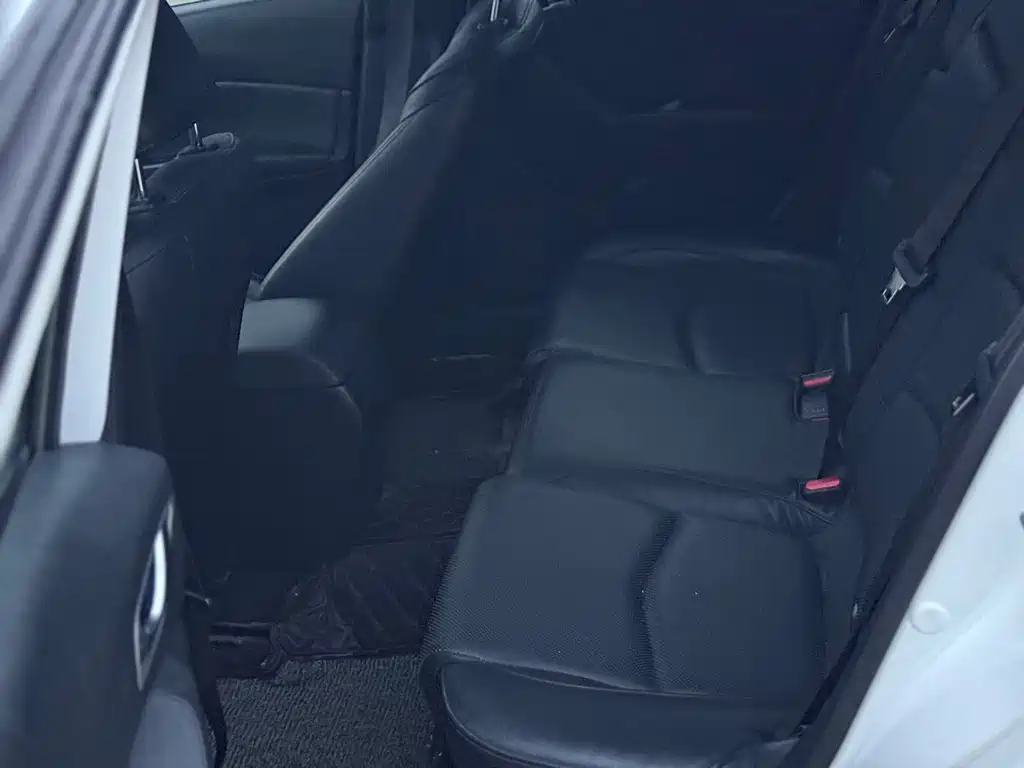 Mazda 3 Axela — миниатюра 8