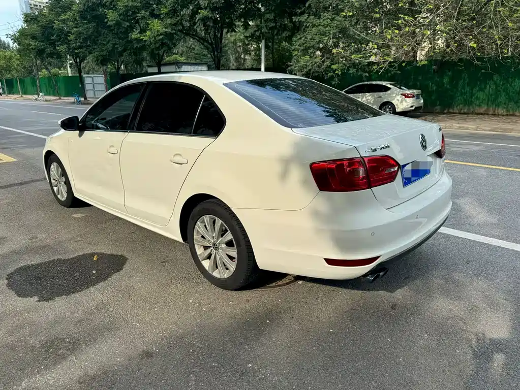Volkswagen Sagitar — миниатюра 6