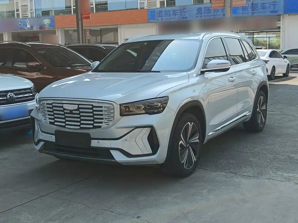 Geely Xingyue L — миниатюра 2