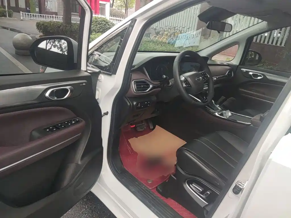 GAC Motor Trumpchi M6 — миниатюра 16
