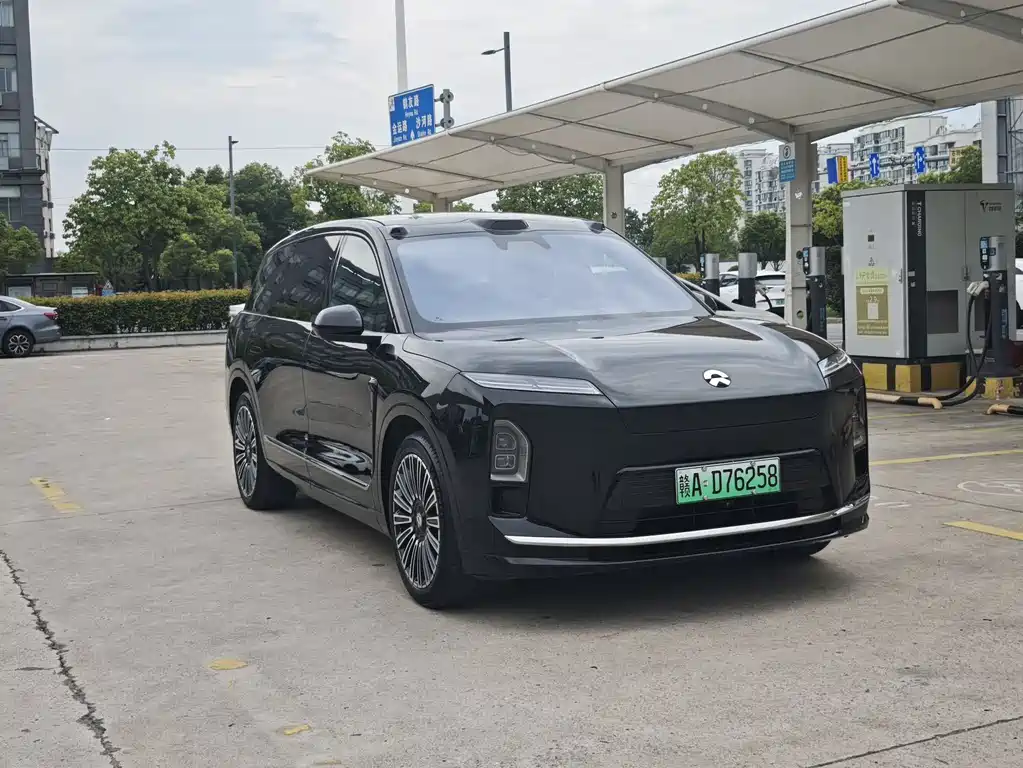 NIO ES8 2026 мест Executive Luxury