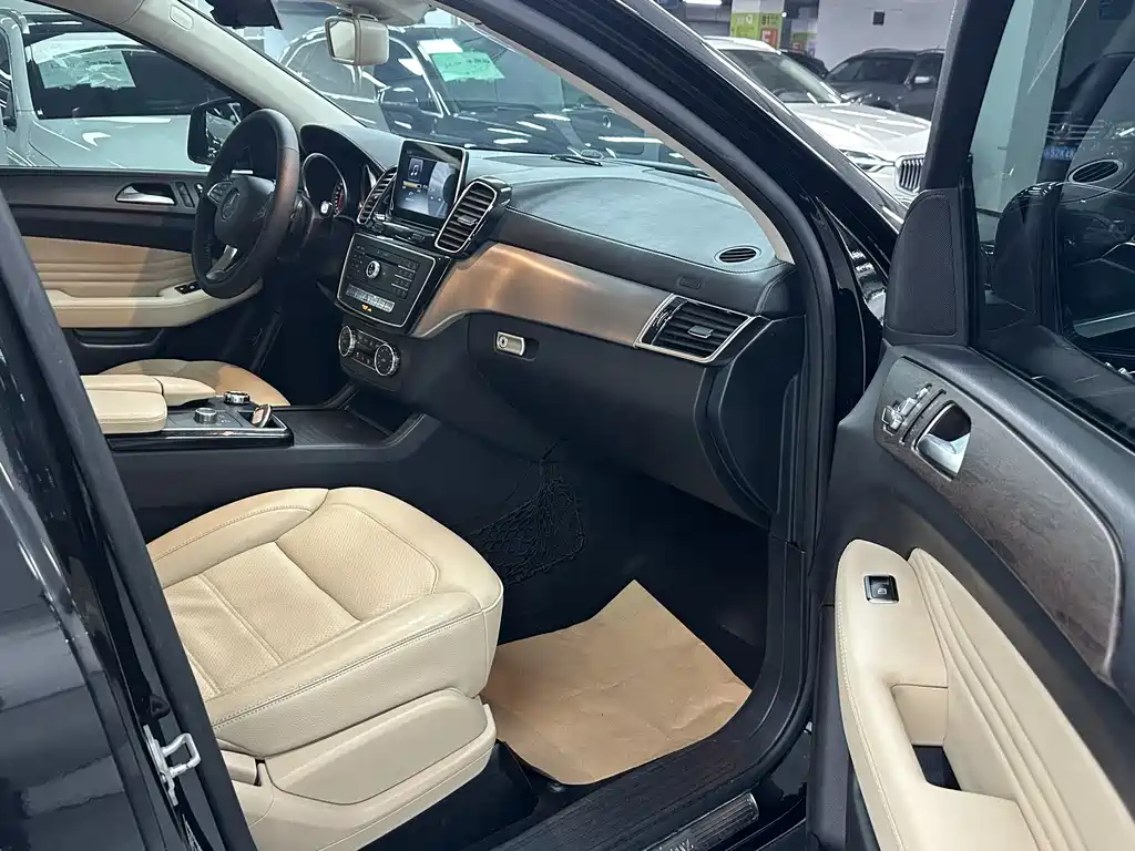 Mercedes-Benz GLE 2015 GLE 320 4MATIC SUV