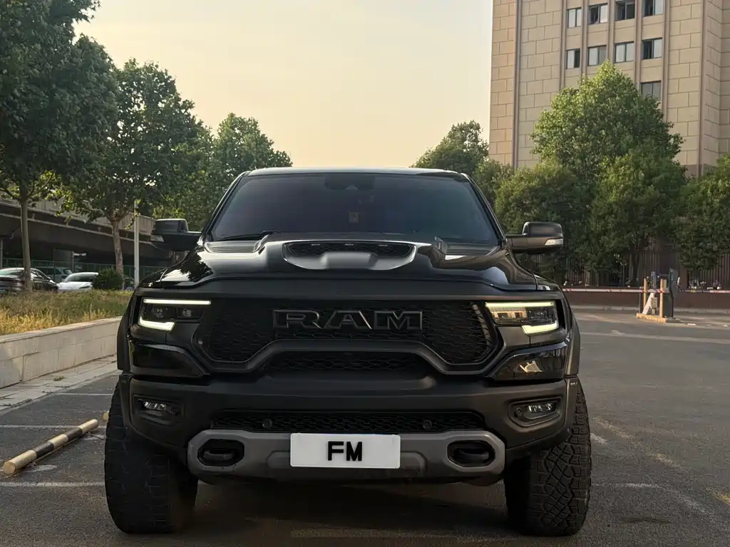 Ram Trucks 2022 6.2T TRX