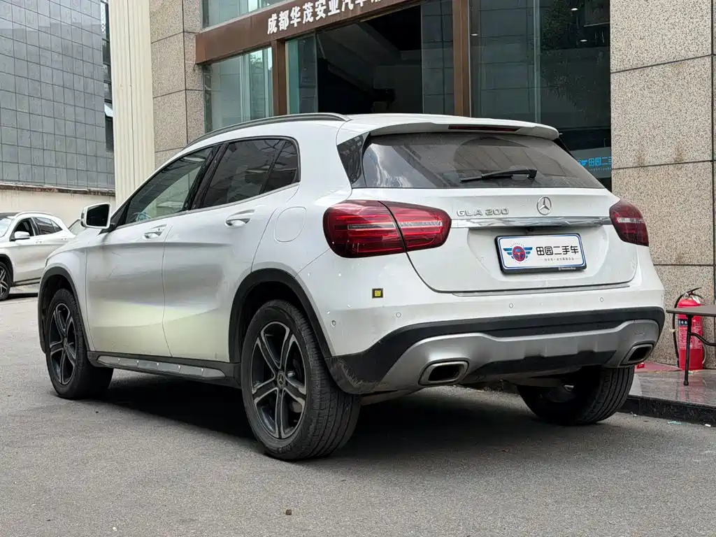 Mercedes-Benz GLA — миниатюра 4