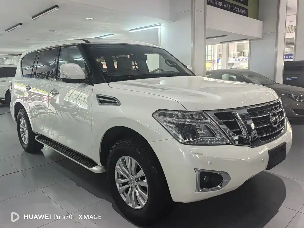 Nissan Patrol — миниатюра 3