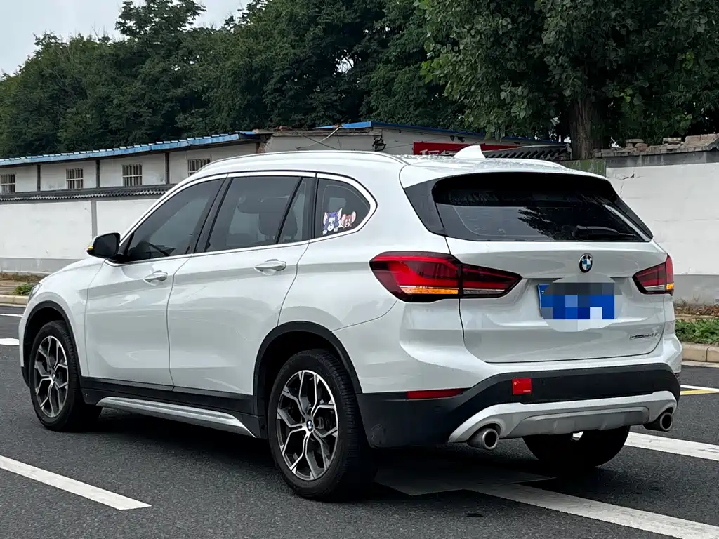 BMW X1 2022 sDrive20Li Fashion