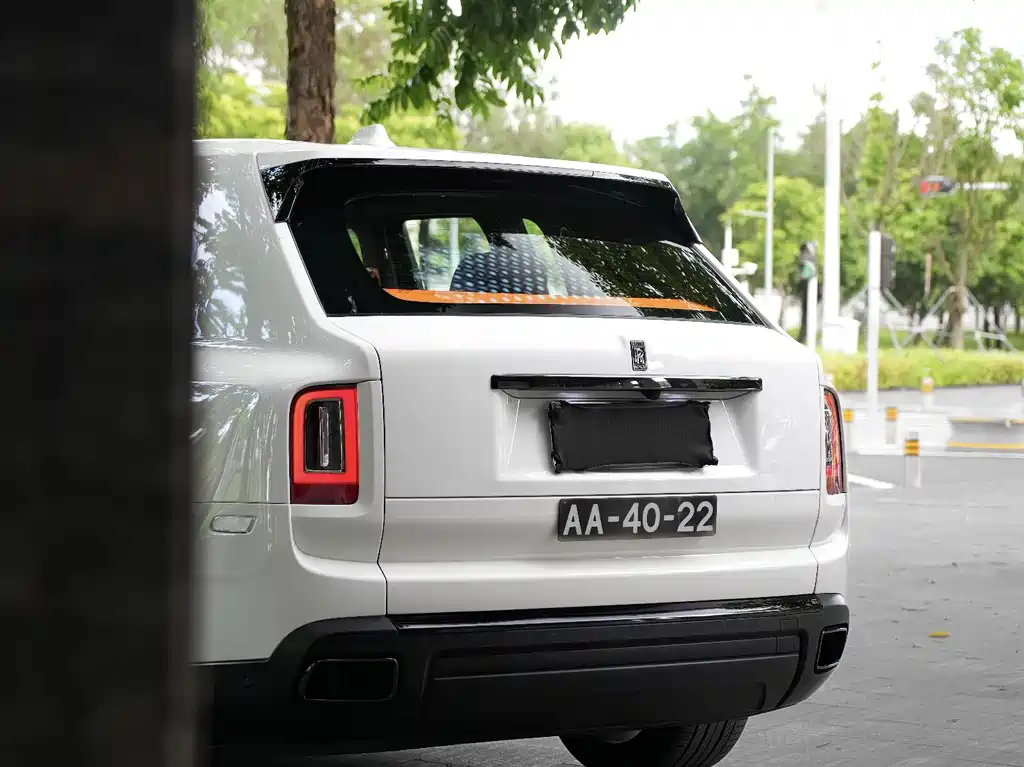 Rolls-Royce Cullinan 2022 Black Badge