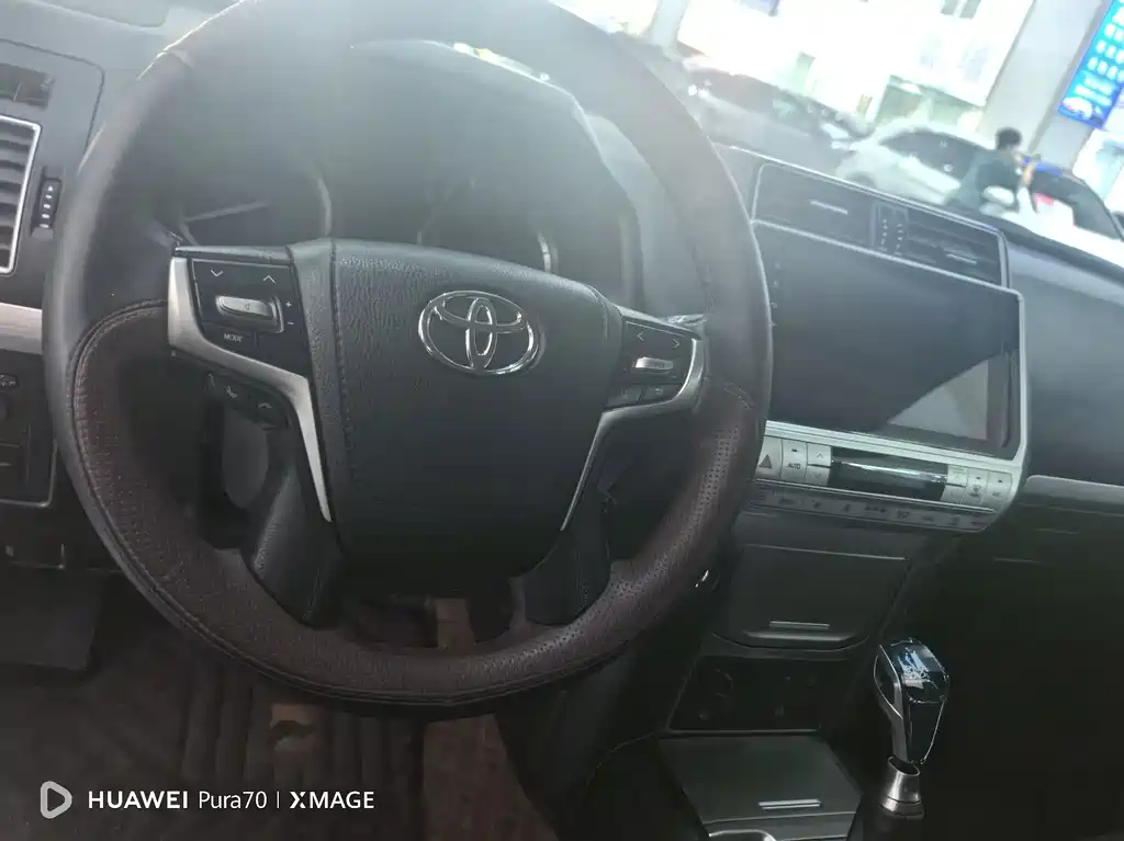 Toyota Prado — миниатюра 5