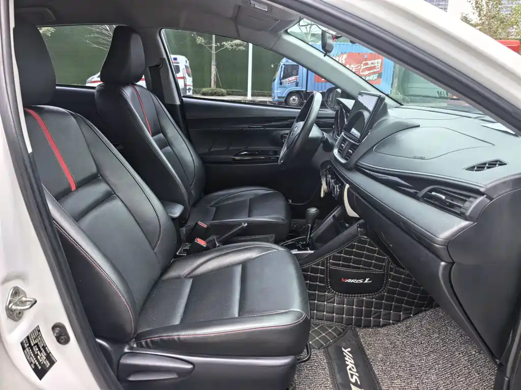 TOYOTA YARIS L ZHIXUAN