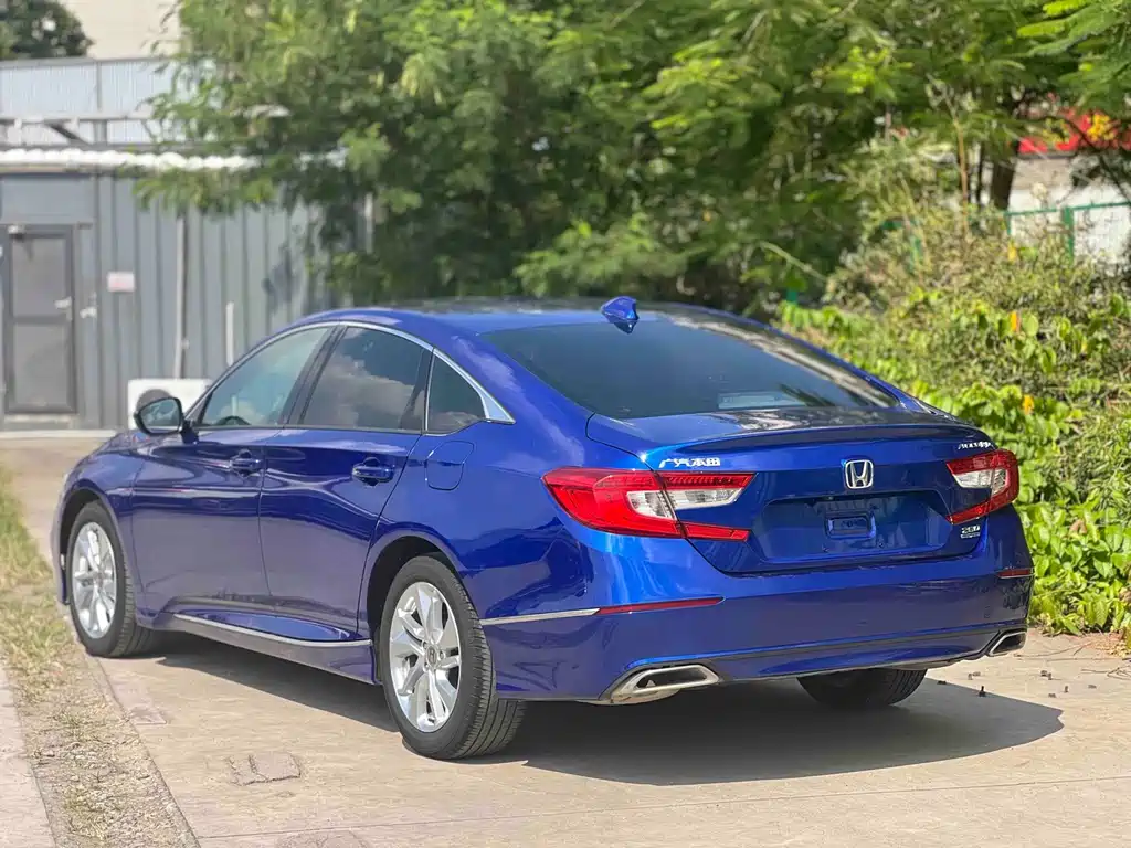 Honda Accord — миниатюра 4