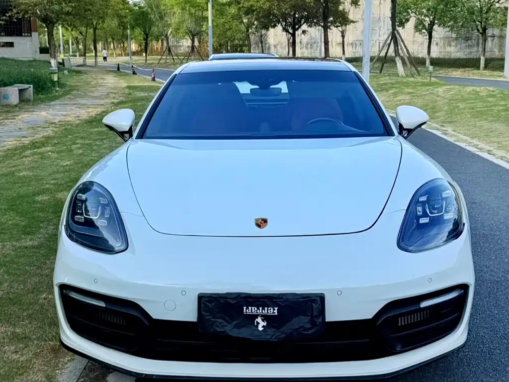 Porsche Panamera — миниатюра 2