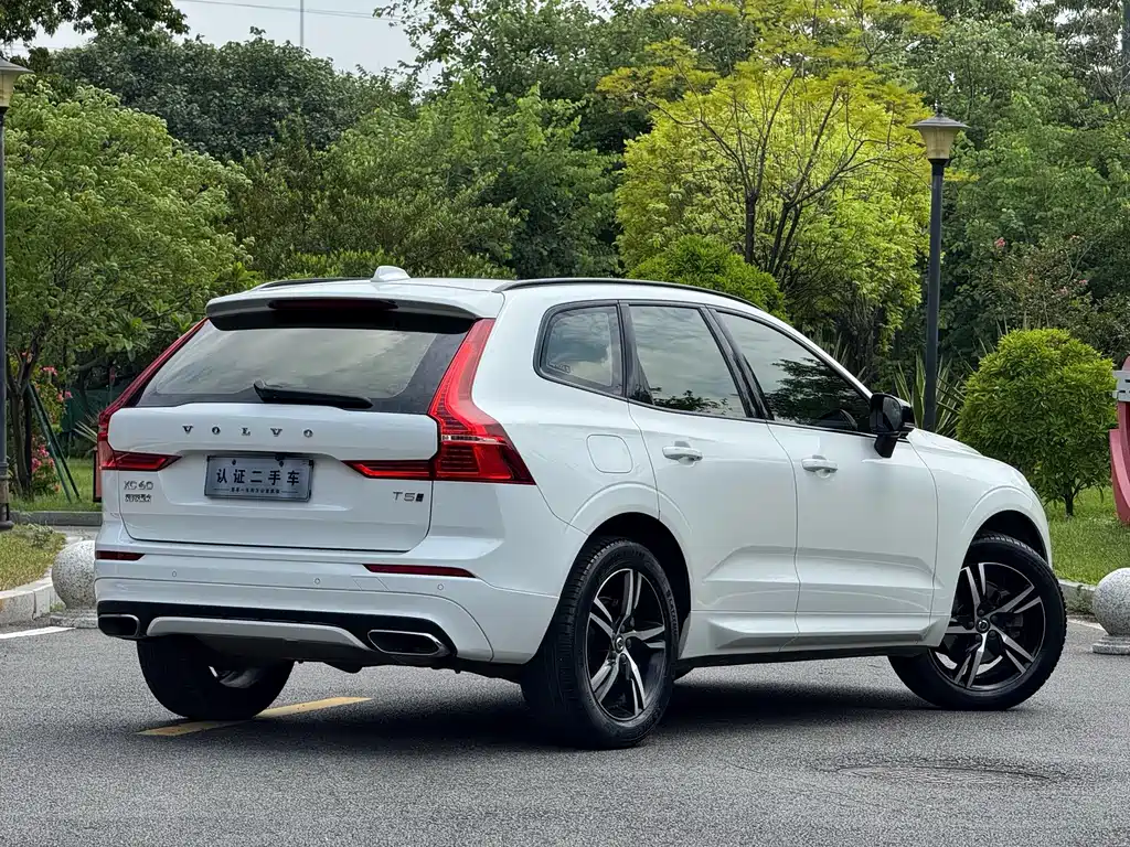 Volvo XC60 — миниатюра 5
