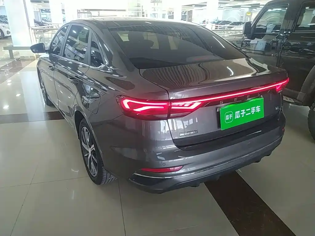 Geely Emgrand — миниатюра 5