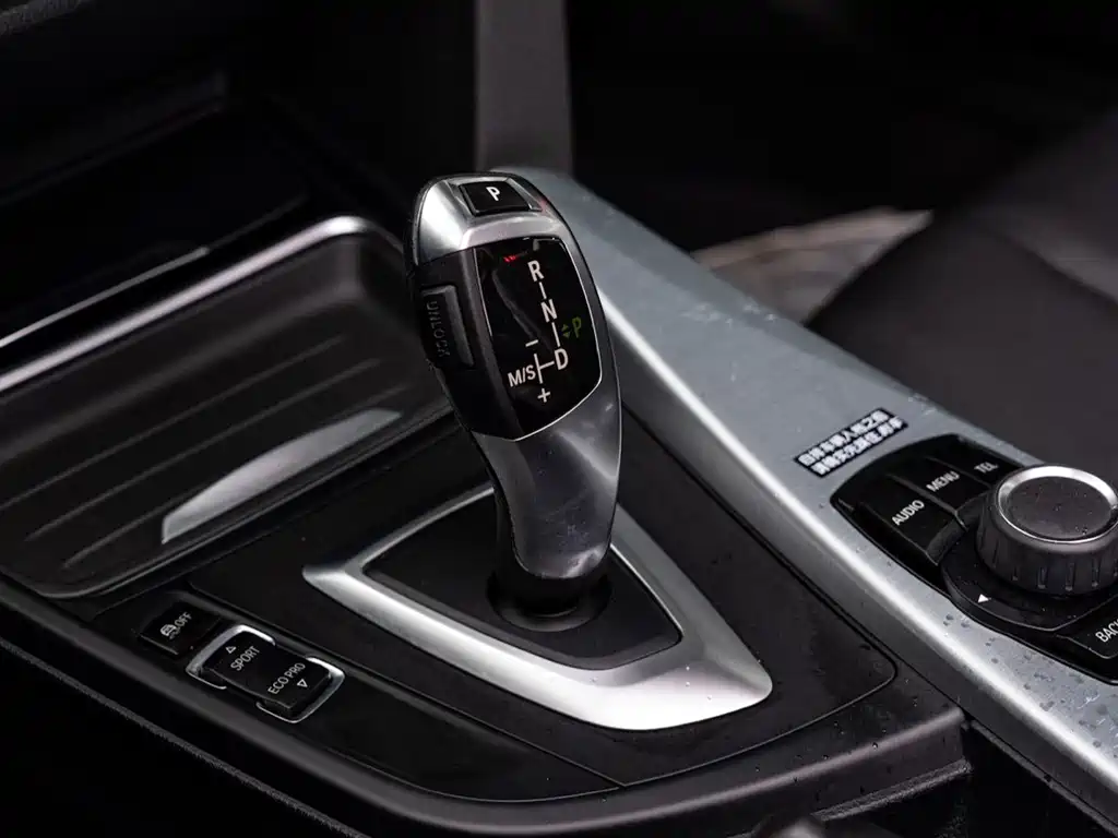 BMW 4 Series — миниатюра 9