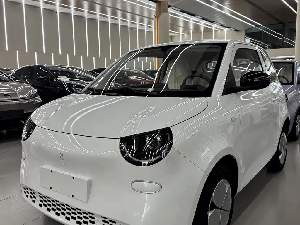 Автомобиль #1030709