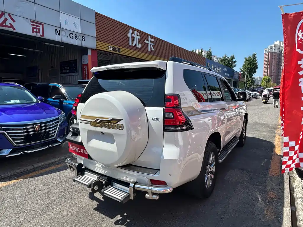 Toyota Prado — миниатюра 3
